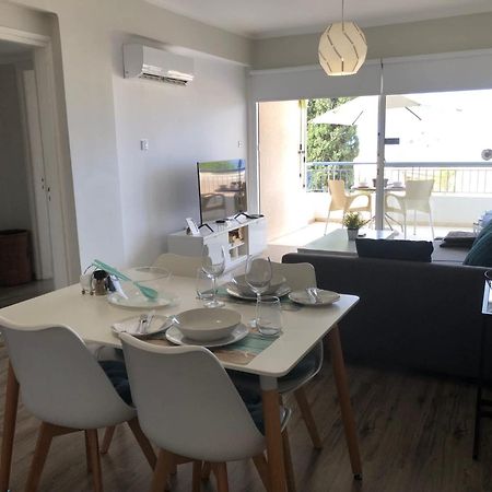 Kings Palace - Modern And Stylish 1 Bedroom Apartment パ フォス エクステリア 写真
