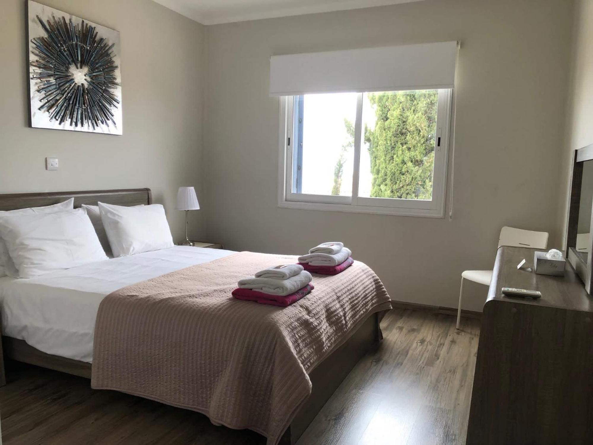 Kings Palace - Modern And Stylish 1 Bedroom Apartment パ フォス エクステリア 写真